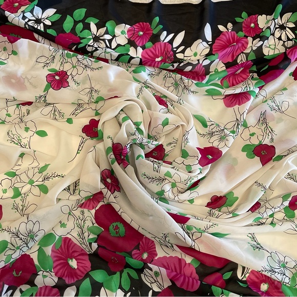 Floral Print Multicolor Chiffon Sheer Fabric - Picture 5 of 5